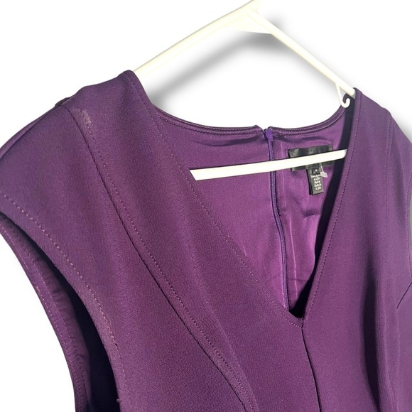 ST. JOHN Peplum Dress Womens 14 Sleeveless V-Neck Mulberry Purple Career Stretch - Picture 2 of 8